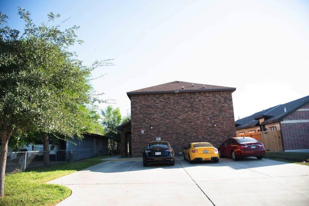 1 Min To Utrgv 2bd 2bt Town Apartment Edinburg